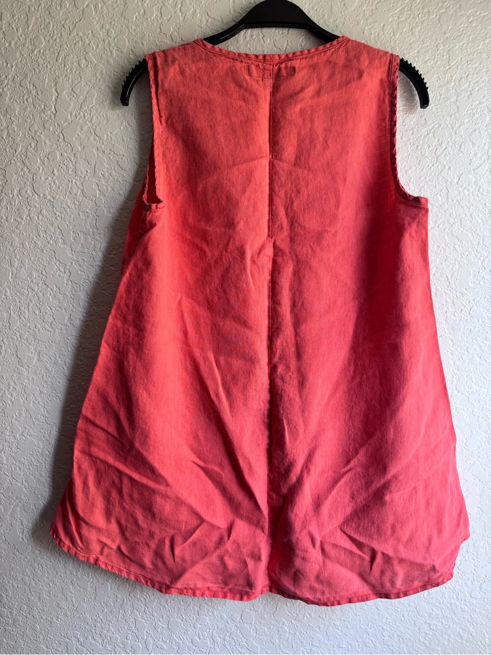 Flax Coral V-Neck Linen Tank Top - Picture 5 of 8